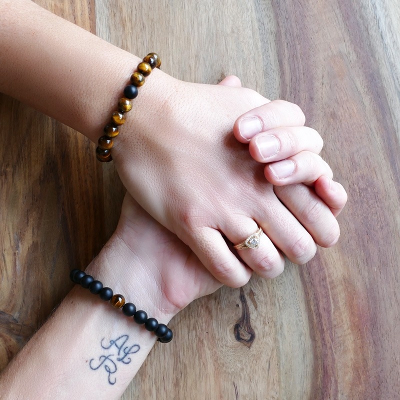 Bracelet de distance oeil de tigre et agate noire